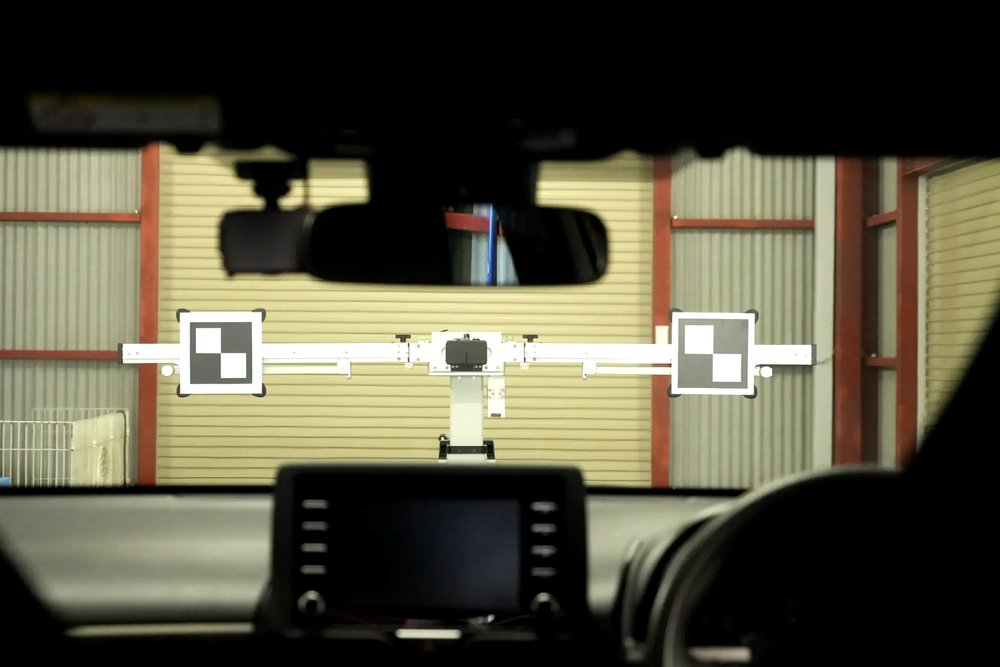 診断機器による校正作業